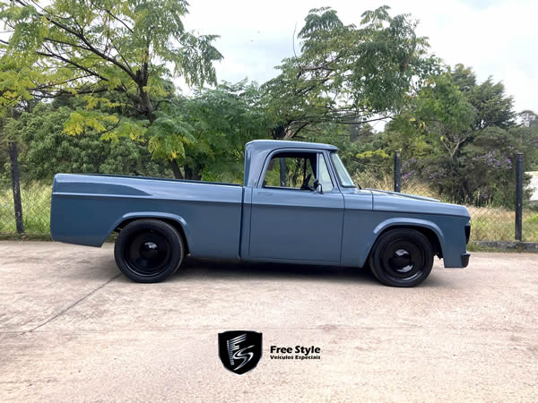 Dodge D100 1969 Mamute